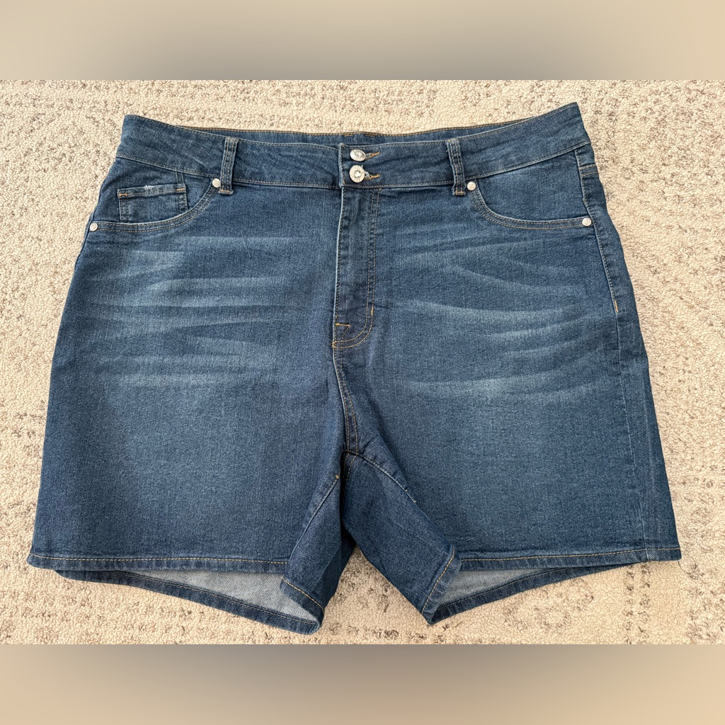 Faith Brand Denim Shorts Sz 22